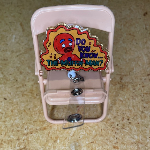 Cute Retractable Badge Reel - Picture 1 of 2